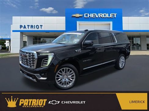Used 2025 GMC Yukon XL Denali AWD/4WD image 1