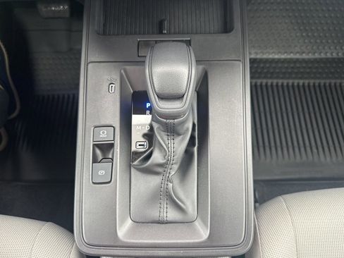 Certified 2026 Toyota Corolla Cross L image 20