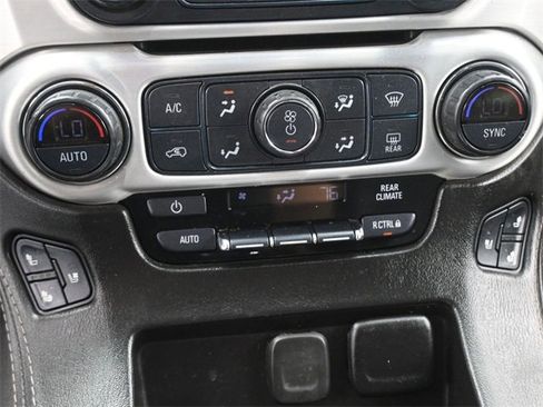 Used 2018 GMC Yukon SLT w/ Premium Edition image 3