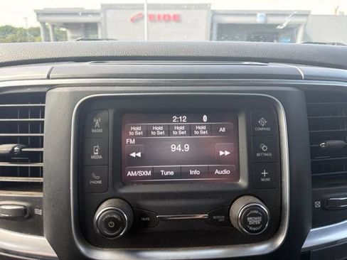 Used 2022 RAM 1500 Warlock AWD/4WD image 17