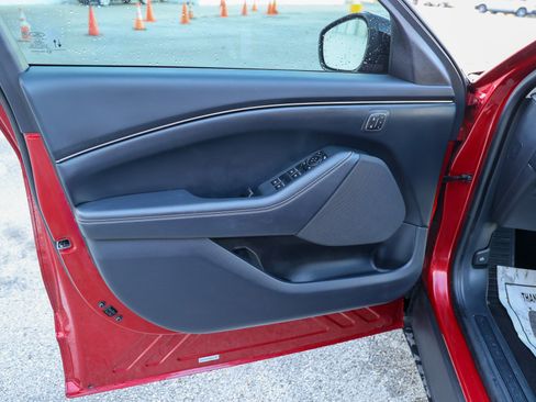 Used 2024 Ford Mustang Mach-E Select w/ Comfort Package Lite image 32