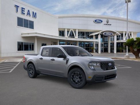 New 2025 Ford Maverick XLT w/ XLT Luxury Package AWD/4WD image 7