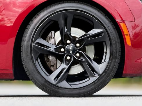 Used 2021 Chevrolet Camaro SS RWD image 21