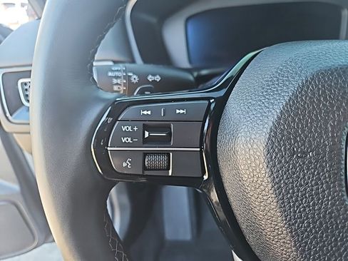 Used 2025 Honda Civic Sport image 18