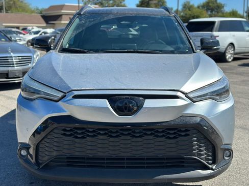 Used 2025 Toyota Corolla Cross AWD Hybrid w/ Convenience Package image 3