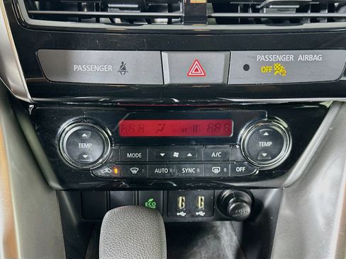 Used 2024 Mitsubishi Eclipse Cross SE AWD/4WD image 24