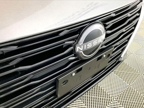 Used 2023 Nissan Altima 2.5 SV image 23