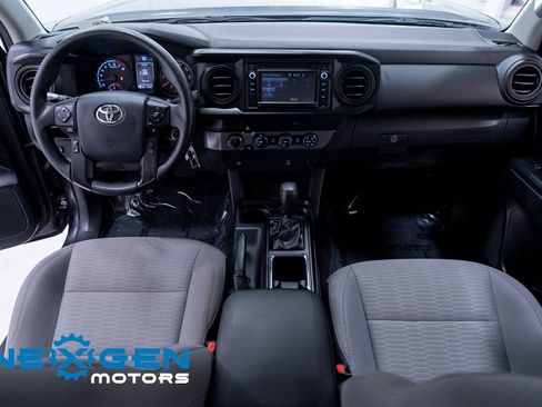 Used 2019 Toyota Tacoma SR image 11
