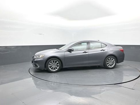 Used 2018 Acura TLX w/ Technology Package image 4