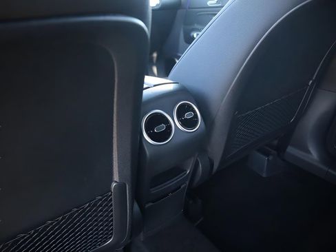New 2026 Mercedes-Benz GLB 250 4MATIC image 24