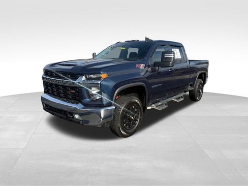 Used 2021 Chevrolet Silverado 2500 LT w/ Convenience Package image 8