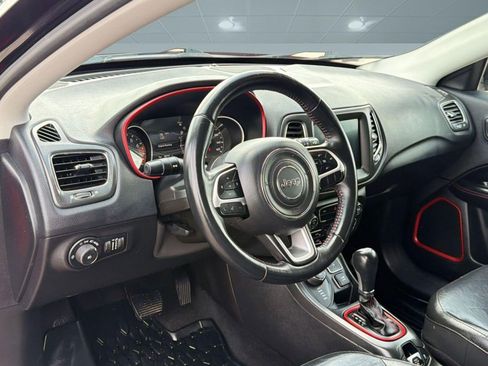 Used 2019 Jeep Compass Trailhawk AWD/4WD image 4