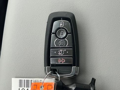 New 2026 Ford Explorer Active w/ Active Comfort Package image 24