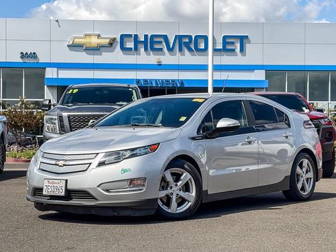 Used 2014 Chevrolet Volt FWD image 1