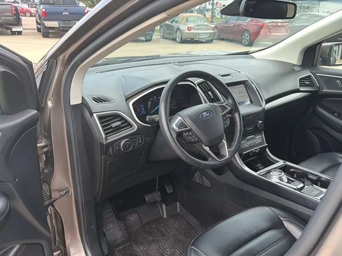 Used 2019 Ford Edge SEL w/ Equipment Group 201A AWD/4WD image 87