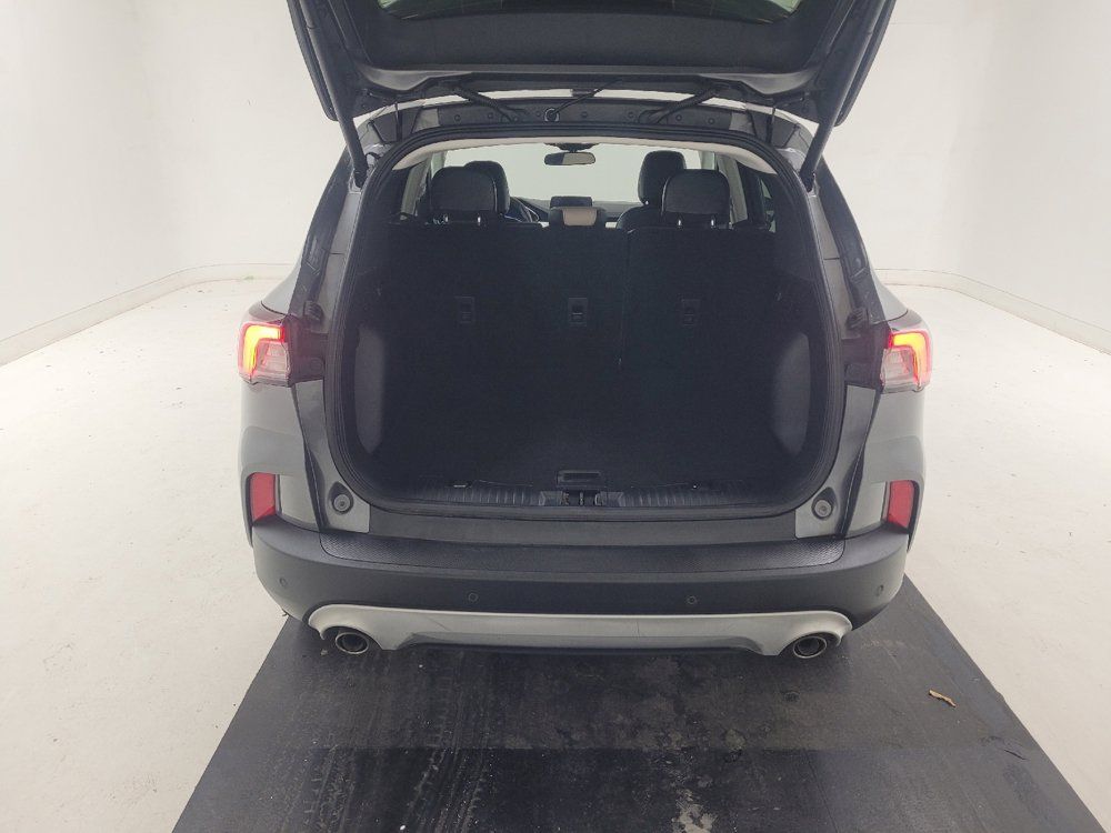 Used 2021 Ford Escape SEL w/ Technology Package AWD/4WD image 29