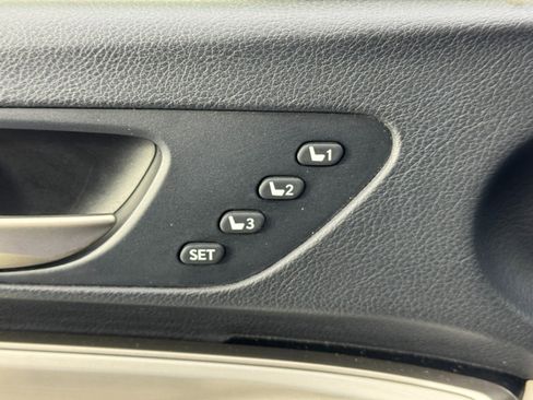 Used 2015 Lexus RC 350 w/ F Sport w/Summer Tires image 17