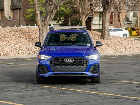 Used 2021 Audi SQ5 Premium Plus w/ Premium Plus Package image 2
