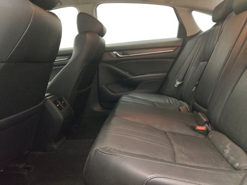 Used 2018 Honda Accord EX-L image 18