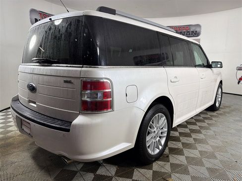 Used 2014 Ford Flex SEL image 3