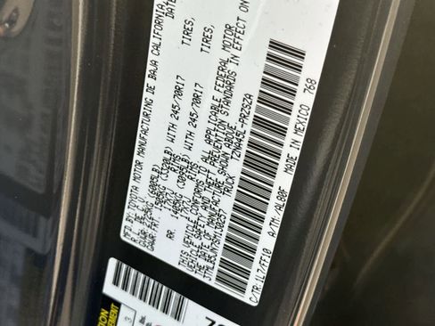 Certified 2025 Toyota Tacoma SR5 image 33