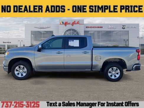 Used 2025 Chevrolet Silverado 1500 LT RWD image 2
