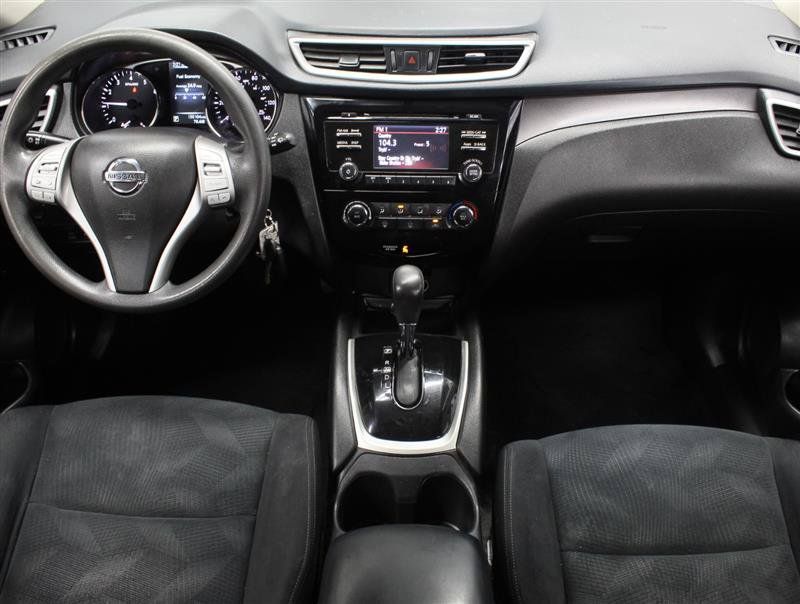 Used 2016 Nissan Rogue S AWD/4WD image 9