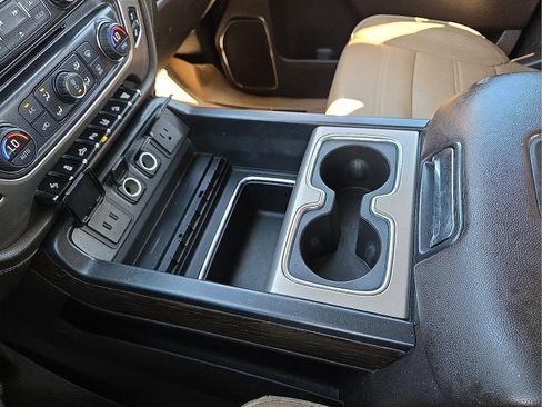 Used 2019 GMC Sierra 2500 Denali w/ Duramax Plus Package image 25