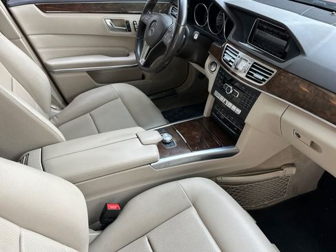 Used 2015 Mercedes-Benz E 350 Sedan image 17