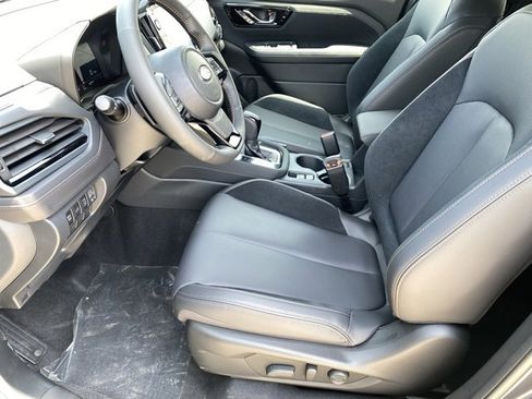 New 2025 Subaru Forester Touring image 10