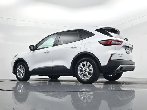Used 2025 Ford Escape Active FWD image 46