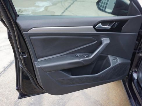 Used 2020 Volkswagen Jetta R-Line w/ R-Line Cold Weather Package image 26