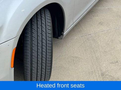 Used 2023 Chrysler 300 S image 9