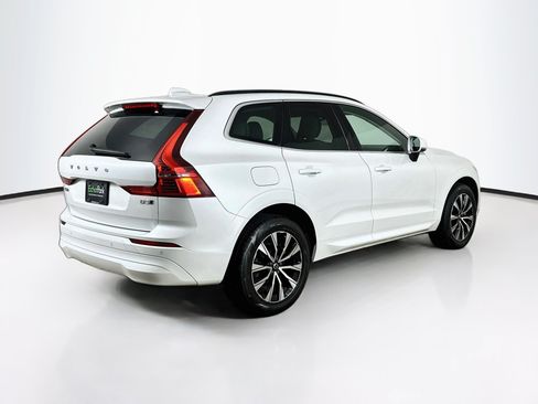 Used 2023 Volvo XC60 B5 Core w/ Climate Package AWD/4WD image 9