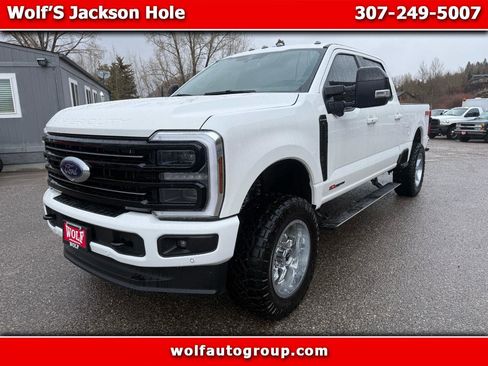 Used 2025 Ford F250 Platinum AWD/4WD image 1