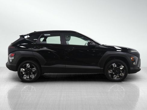 Used 2025 Hyundai Kona SEL image 6