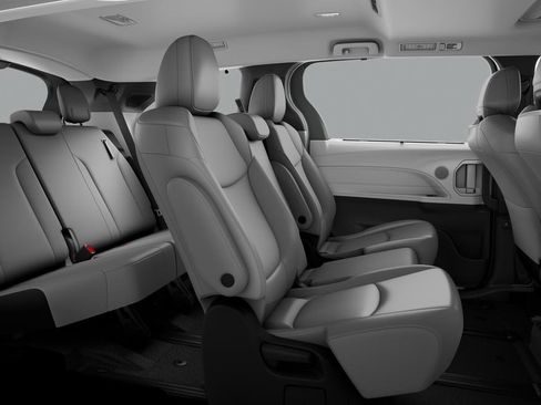 New 2026 Toyota Sienna XLE image 51