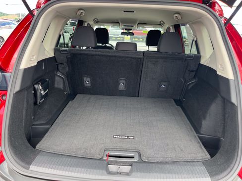 Used 2023 Nissan Rogue S AWD/4WD image 7