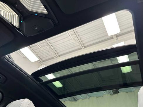 Used 2023 BMW X5 xDrive45e w/ M Sport Package image 41