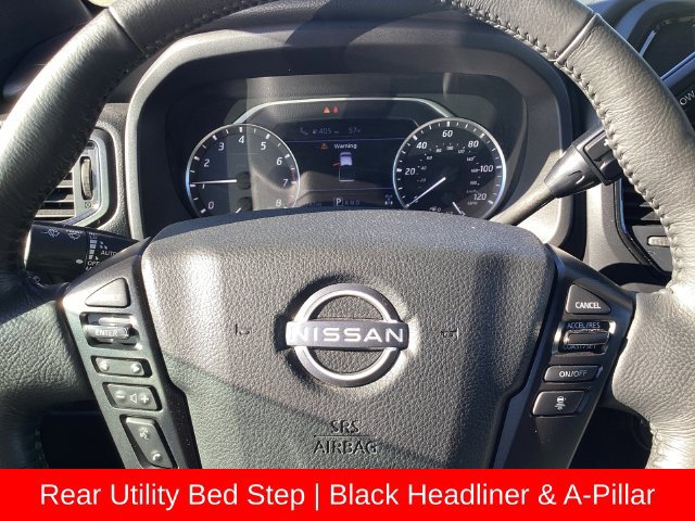 Used 2023 Nissan Titan SV w/ SV Convenience Package AWD/4WD image 12