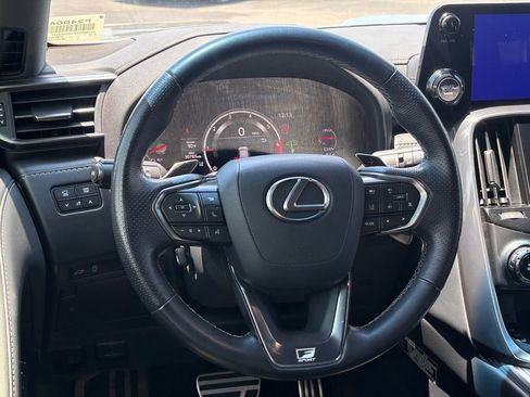 Used 2023 Lexus LX 600 F Sport w/ Accessory Package (Z1) AWD/4WD image 29