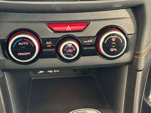 Used 2023 Subaru Crosstrek 2.5i Limited w/ Popular Package #2 image 17