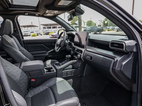 Used 2025 Toyota 4Runner TRD Off-Road Premium w/ Tow Technology Package AWD/4WD image 23