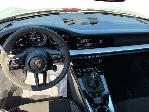 Used 2022 Porsche 911 GT3 RWD image 8
