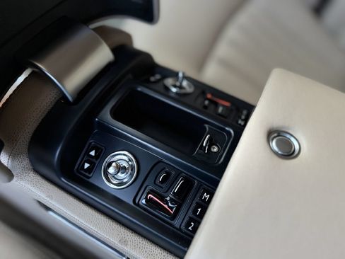 Used 2006 Rolls-Royce Phantom Sedan RWD image 27