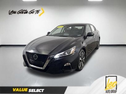 Used 2021 Nissan Altima 2.5 SV