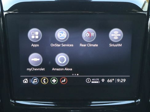Used 2023 Chevrolet Traverse LT FWD image 26