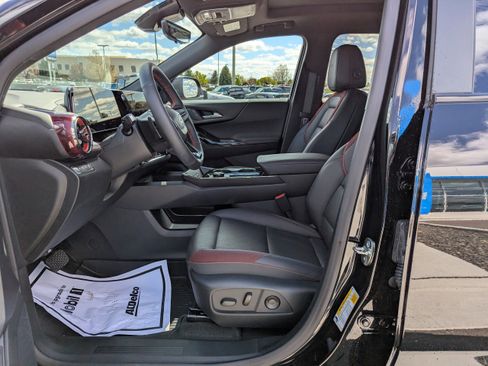 Certified 2026 Chevrolet Equinox RS w/ Convenience Package III image 12