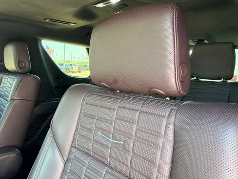 Used 2023 Cadillac Escalade Sport Platinum AWD/4WD image 13
