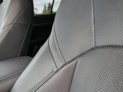 Used 2025 Toyota Camry XSE image 13